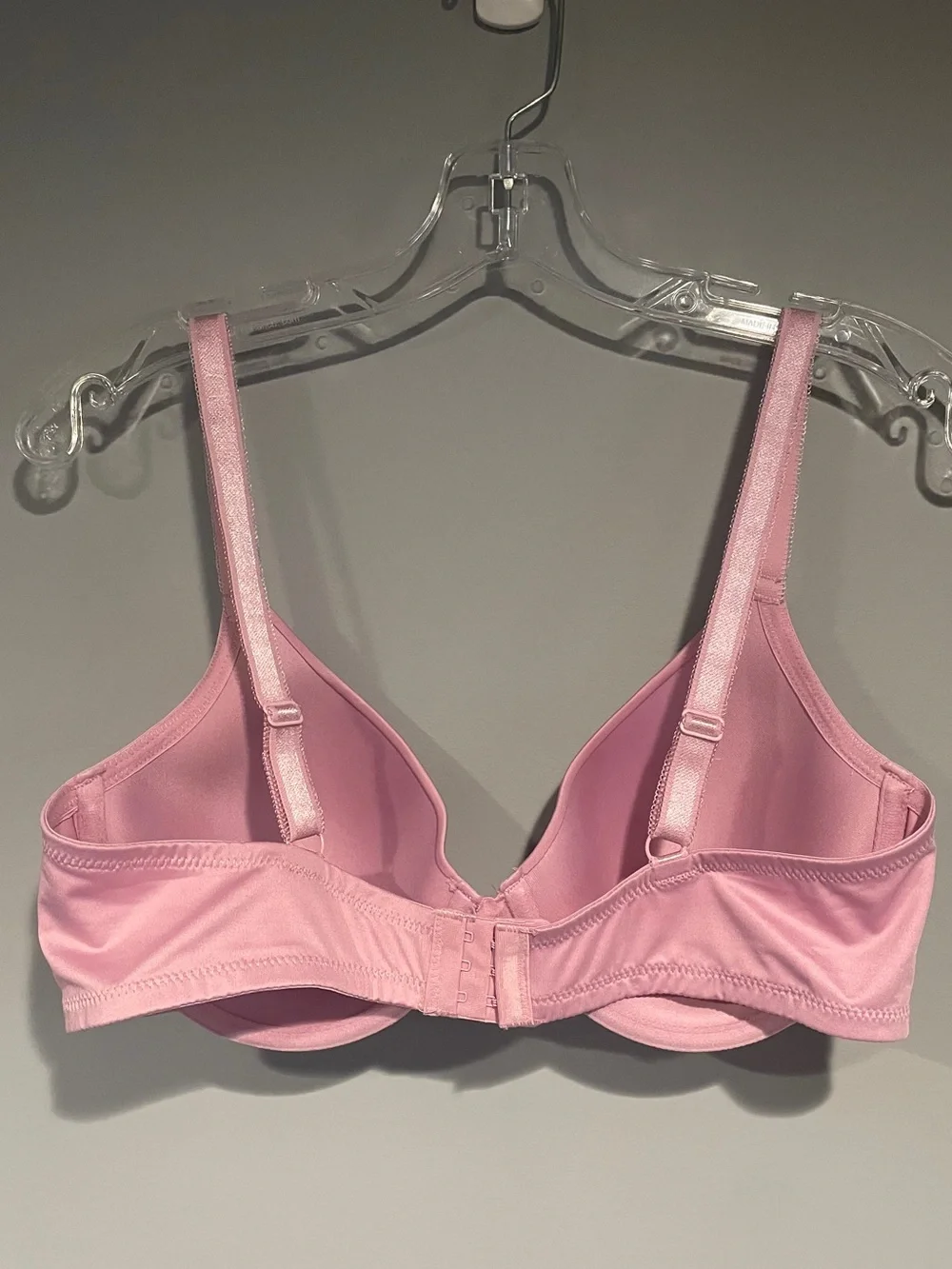 Ellen Tracy Everyday T-Shirt Bras Size 38C Underwire Adjustable Straps - 2-Pack